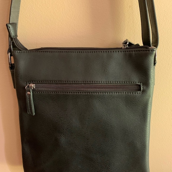Black leather like crossbody purse - Picture 4 of 8